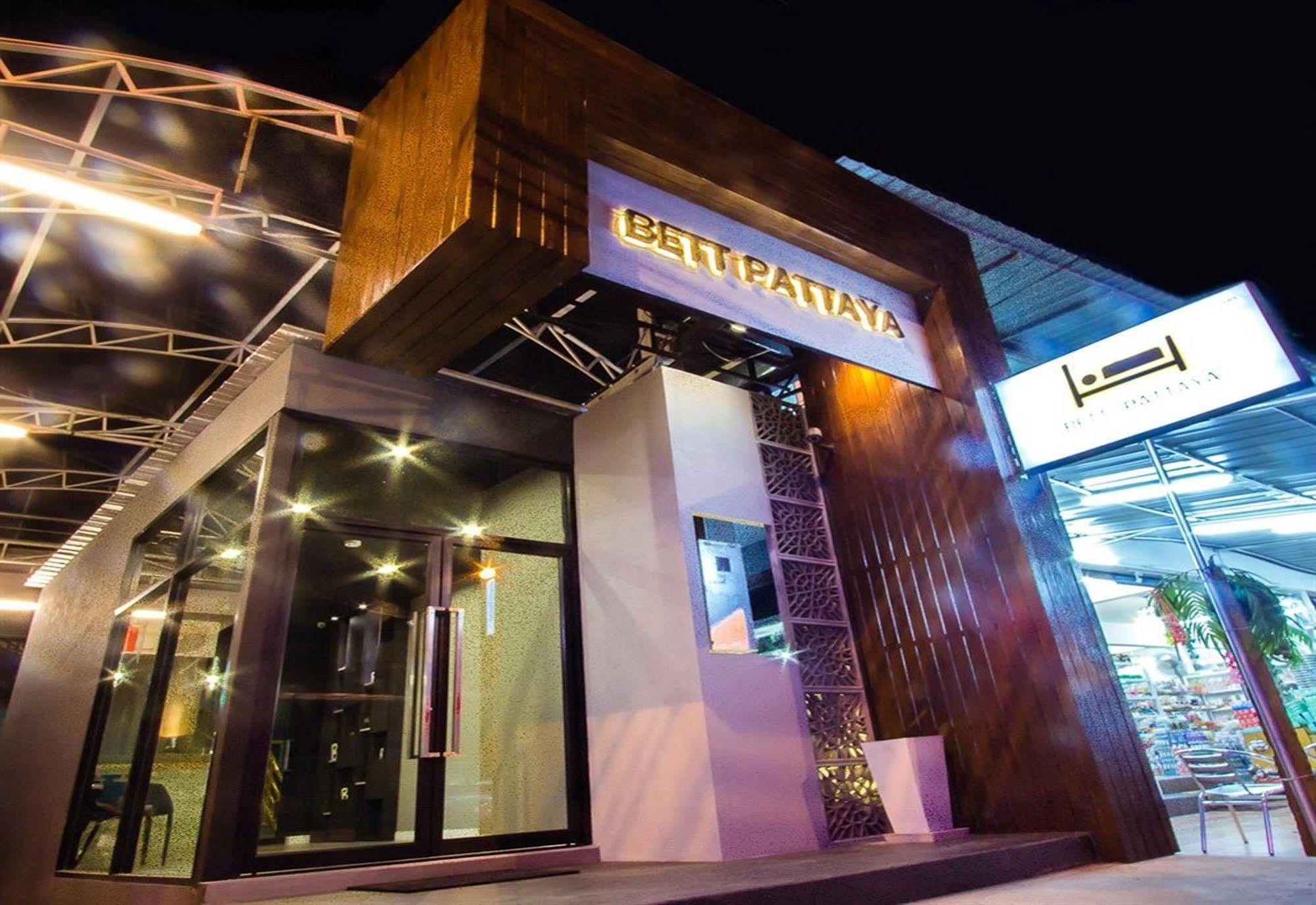 Hotel Bett Pattaya Exterior foto